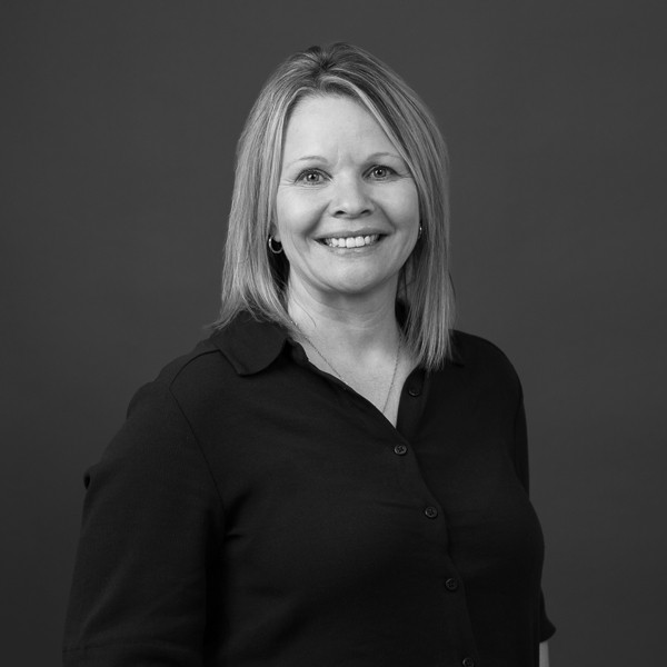 Debbie Hall Paralegal Services B&W